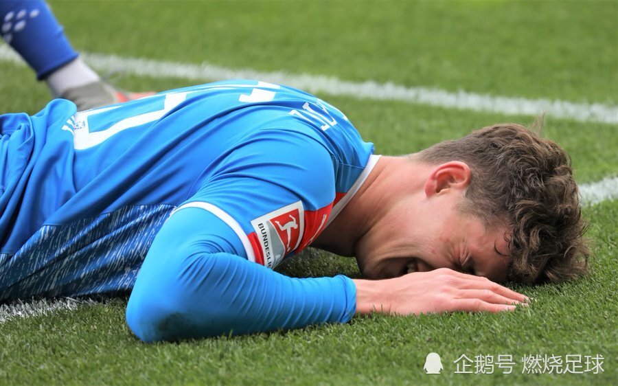门兴格拉德巴赫逆袭升榜首  
